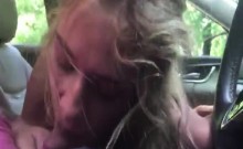 Girlfriend puts effort into public blowjob in the car