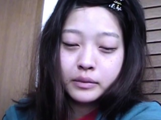 Oriental teenager urinate