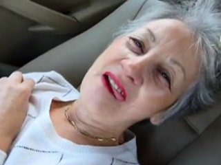 CAR PLAY WIFE