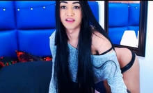 Amateur Shemale Horny Playing Herself On Cam