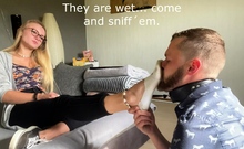 Classy blonde enjoys foot fetish