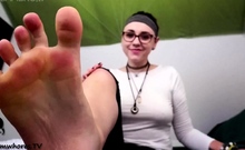 Long Foot Fetish clips at great Amateur Trampling collection