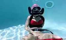 Aria Pool Scuba