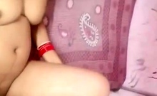 Amateur BBW Striptease