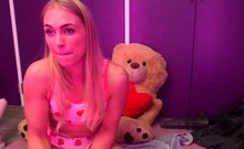 Amateur Blonde Teen Plays Solo with Toy Webcam Porn