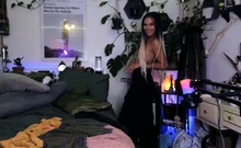 Horny fat arab housewife fingered on amateur hidden cam
