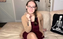 Divinebabe – Ur Friends Awkward Mom