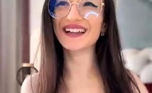 Horny Webcam Babe Solo Masturbation