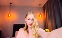 Amateur Webcam Chick Masturbates On Webcam More at