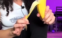 Amateur hottie solo masturbation