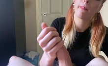 Webcam records amateur teens blowjob
