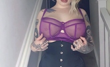 Brunette Milf In Red Stockings Webcam Toying