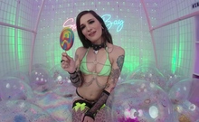 My slutty stepsister Luna Love gets big cock in tight pussy